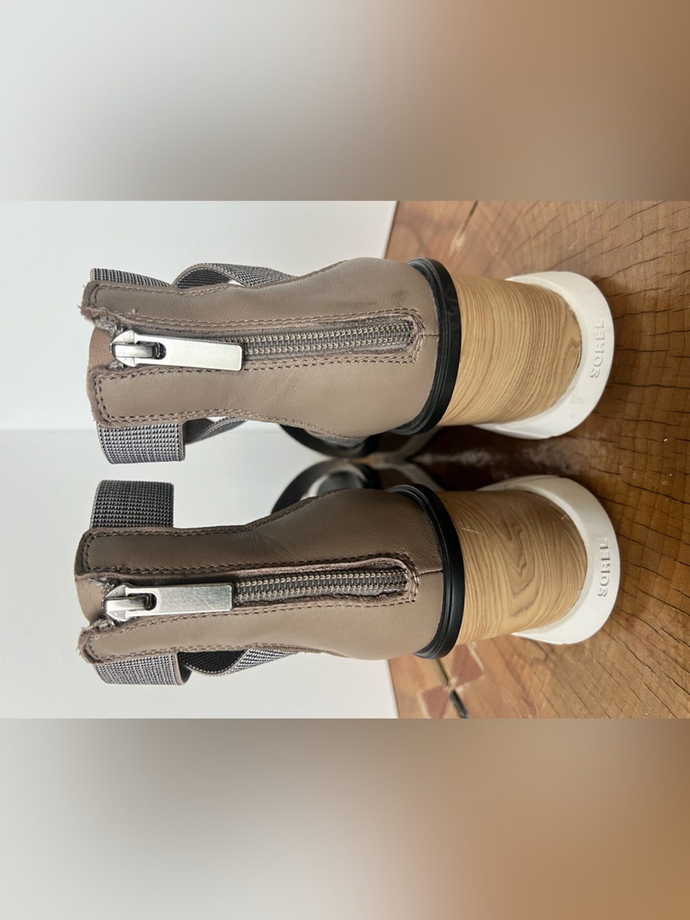 Sorel Joanie III Sport Strap - Omega Taupe, Gray & White - Woman’s Size 9 - Picture 3 of 8